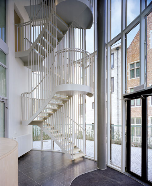 Creche-et-antenne-sociale-CPAS-Bruxelles-02