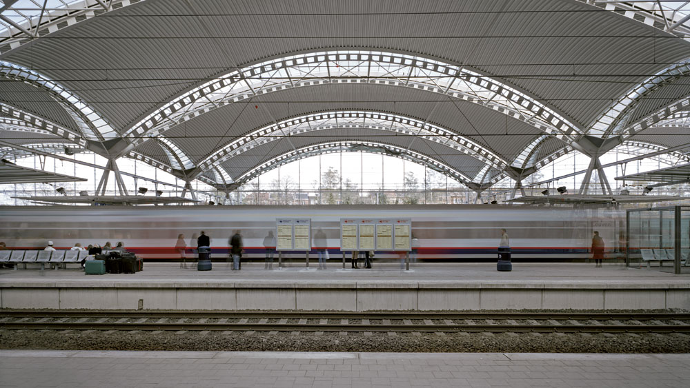 Leuven-Overkapping-perrons-02