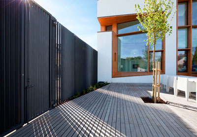 Clôture-paravent maison